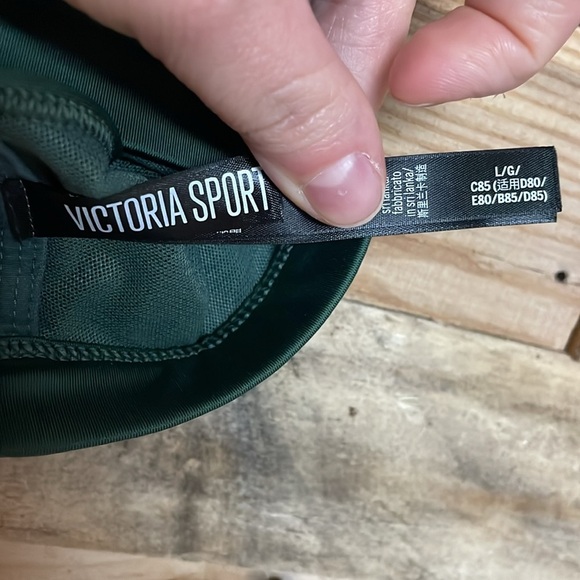 Victoria Sport size Large Green Razor Back V-neck Back Cutout Design Sports Bra - Picture 2 of 7